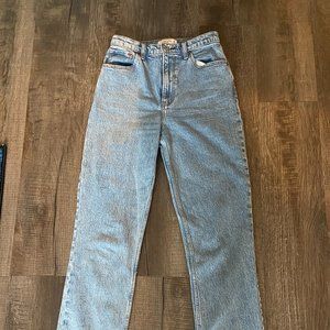 Abercromie and Fitch Curve Love Ultra High Rise Jeans (27W, Long)